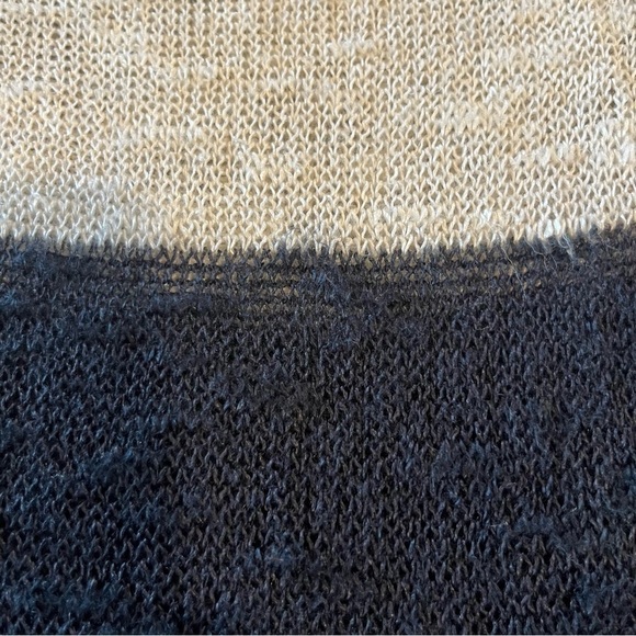 Banana Republic Black & Cream Linen Sweater XS - Picture 3 of 7